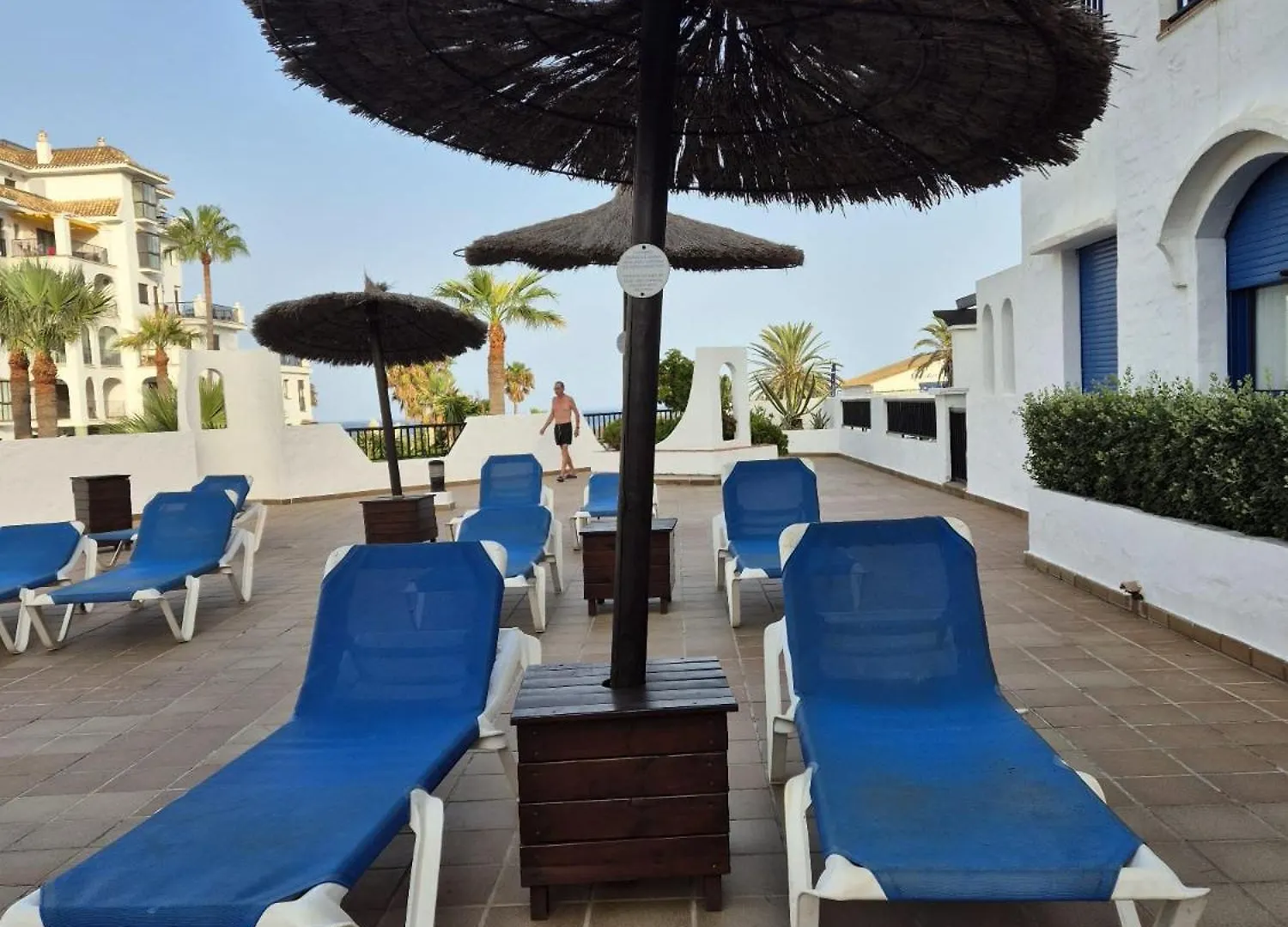 Mikonos Playa Fantastico 2 Hab Beach Side Puerto De La Duquesa Castillo de Sabinillas アパート